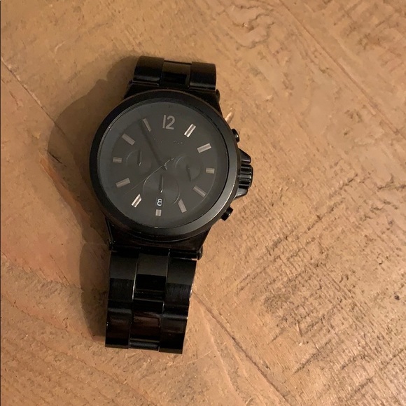 Michael Kors Black Watch - Picture 1 of 1